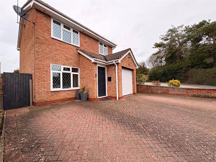 3 Bedroom Detached House For Sale In Somerville Road, Daventry, Northamptonshire, NN11