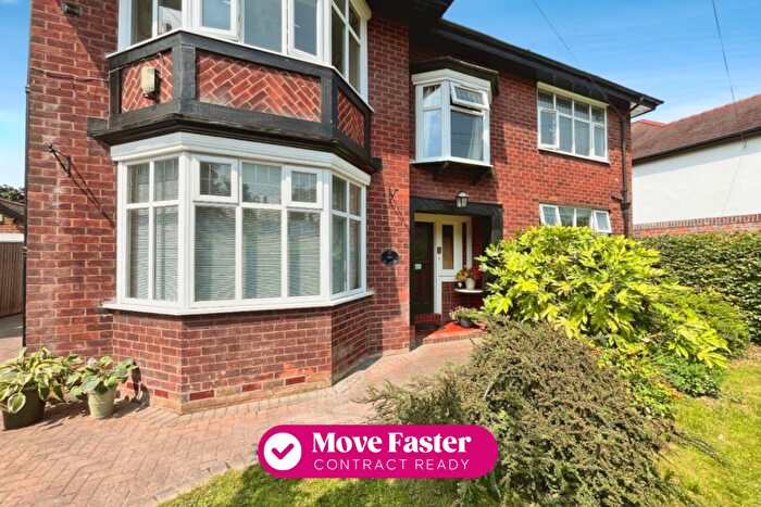 4 Bedroom Detached House For Sale In The Paddock, Cottingham, HU16