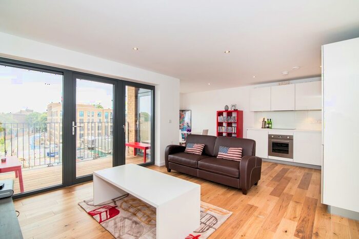 1 Bedroom Flat To Rent In Melbourne Building, Oval Quarter, Oval, SW9