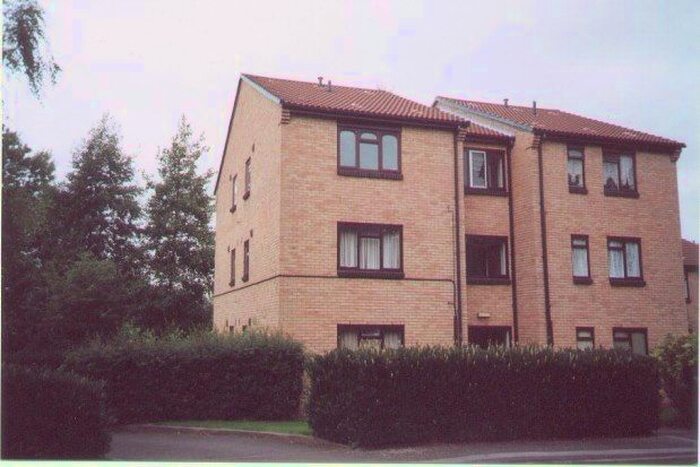 Studio To Rent In Swan Gardens, Birmingham, B23