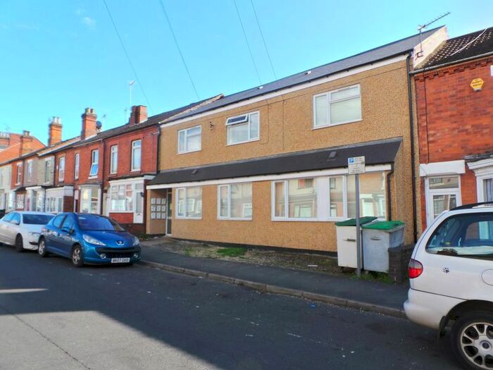 1 Bedroom Flat To Rent In Abbey Court, Abbey Street, Rugby, CV21