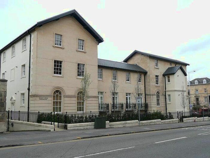 1 Bedroom Flat To Rent In Eldon Lodge, - Kings Road, Reading, RG1