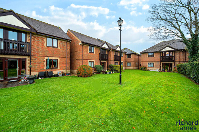 1 Bedroom Flat For Sale In The Mulberrys, Royal Wootton Bassett, SN4