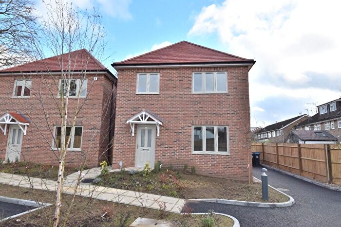 3 Bedroom Semi-Detached House For Sale In Smallfield, RH6