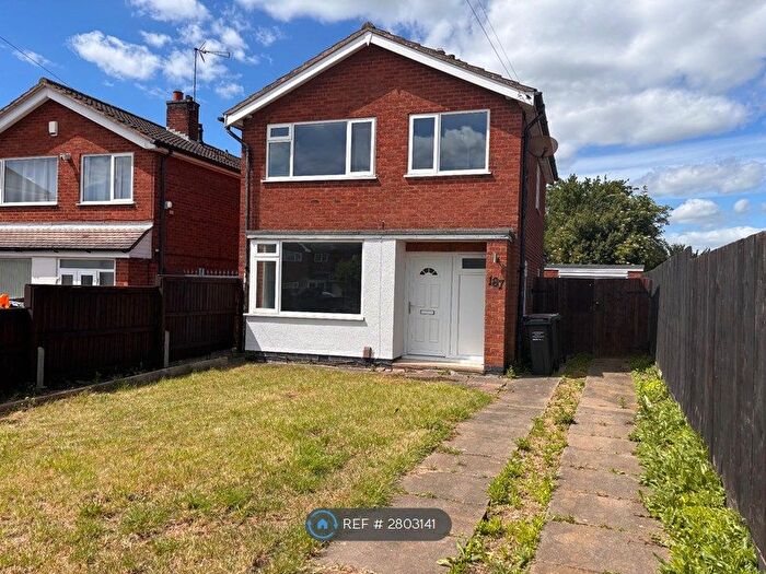 3 Bedroom Detached House To Rent In Harrowgate Drive, Leicester, LE4
