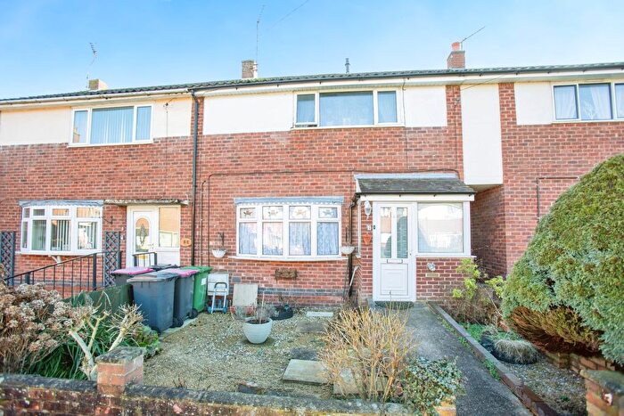 2 Bedroom Terraced House For Sale In Lister Road, Atherstone, CV9