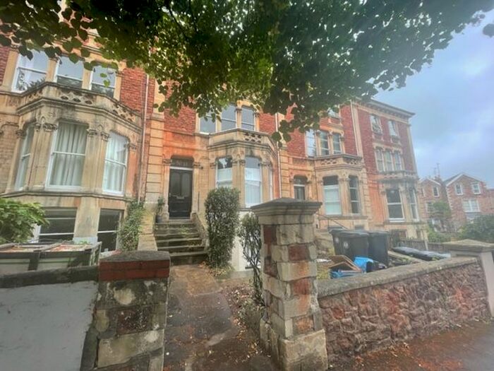 2 Bedroom Flat To Rent In Hanbury Road, Clifton, Bristol, BS8