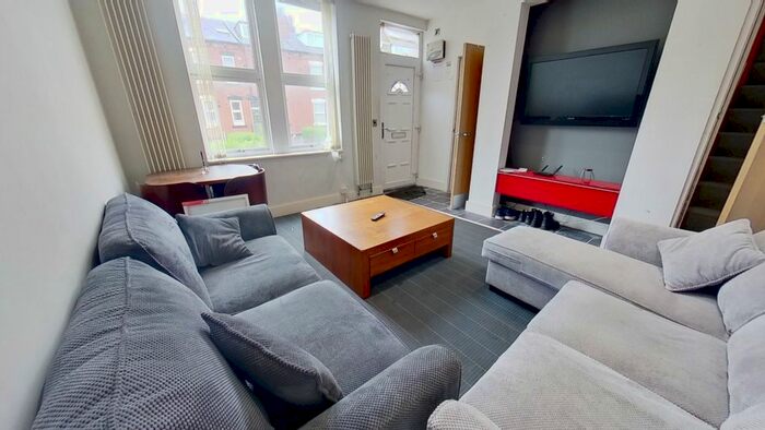 4 Bedroom Terraced House To Rent In Graham Street, Burley, Leeds, LS4