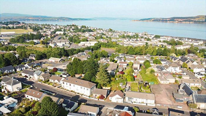 2 Bedroom Cottage For Sale In Ardgour Cottage, Edward Street, Dunoon, PA23