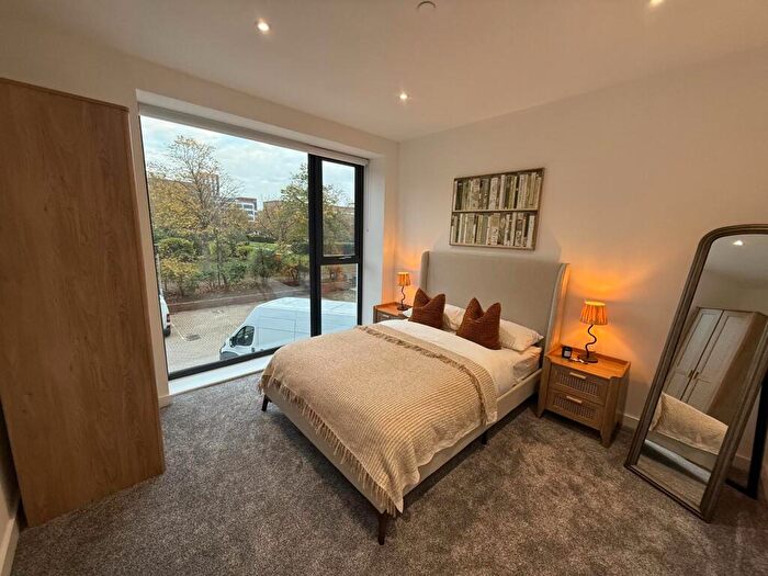 1 Bedroom Apartment To Rent In Silbury Court, MK9