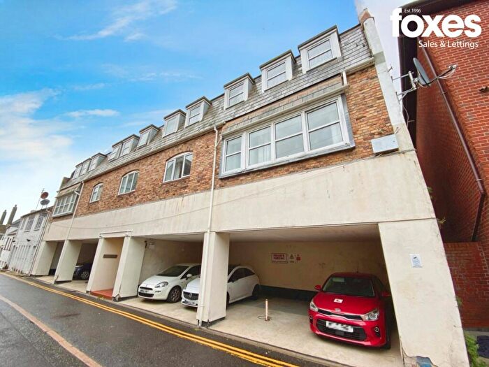 2 Bedroom Apartment For Sale In Norwich Road, Bournemouth, Dorset, BH2