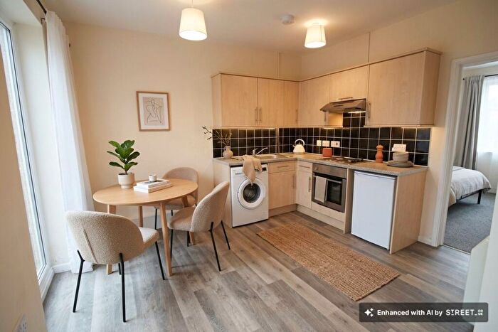 1 Bedroom Apartment To Rent In Cambridge Road, Southampton, SO14