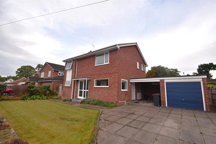 4 Bedroom Detached House For Sale In Hawthorne Drive, Willaston, Neston, CH64