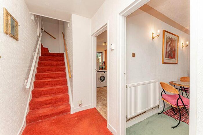 3 Bedroom Terraced House For Sale In Goat Lane, Enfield, EN1