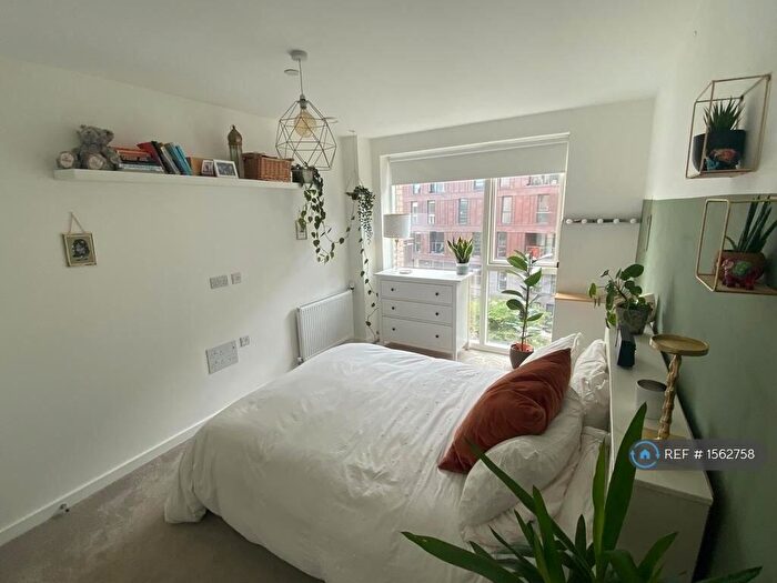 1 Bedroom Flat To Rent In Thomas Road, Poplar, E14