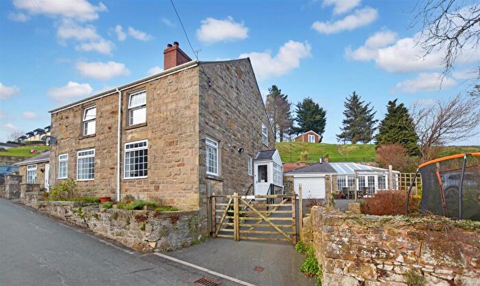 4 Bedroom Detached House For Sale In Allt Y Pentref, Gwynfryn, LL11