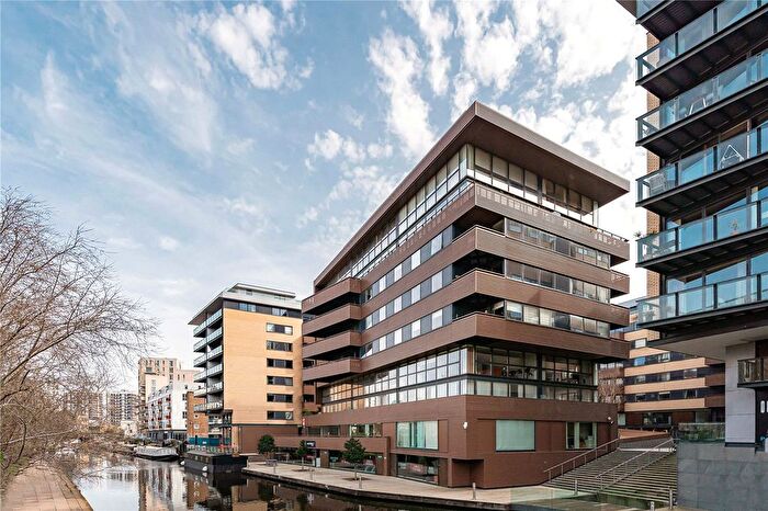 2 Bedroom Flat For Sale In Gainsborough Studios East, Poole Street, London, N1