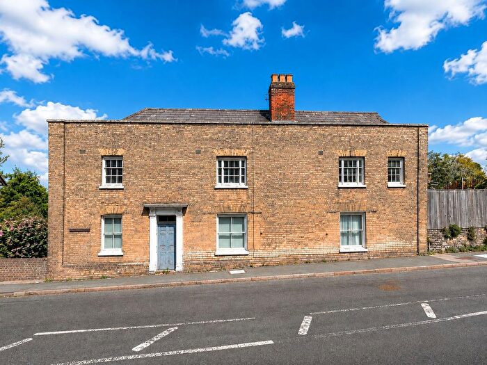 1 Bedroom Flat For Sale In Lexden Road, Lexden, Colchester, CO3