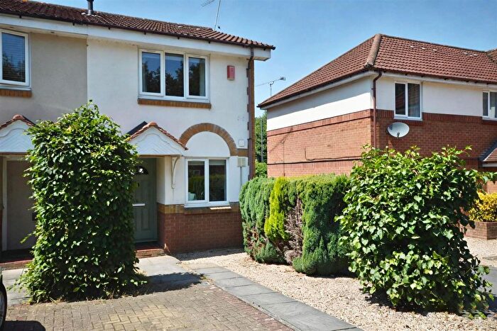 2 Bedroom End Terrace House For Sale In Roegate Drive, St. Annes Park, Bristol, BS4