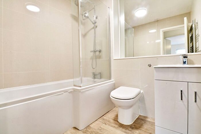 1 Bedroom Flat To Rent In Whitehaven Close, Bromley, BR2