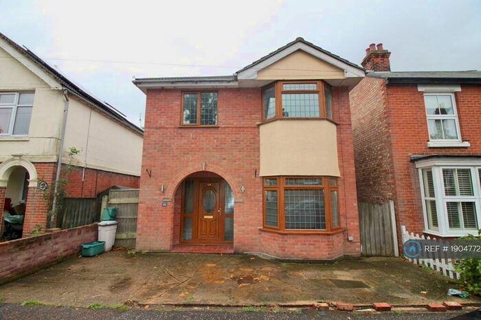 3 Bedroom Detached House To Rent In Meyrick Crescent, Colchester, CO2