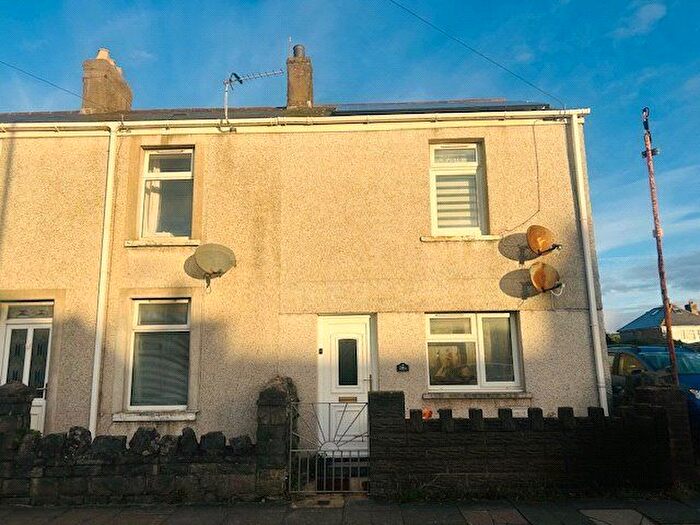 1 Bedroom Flat To Rent In New Road, Porthcawl, CF36