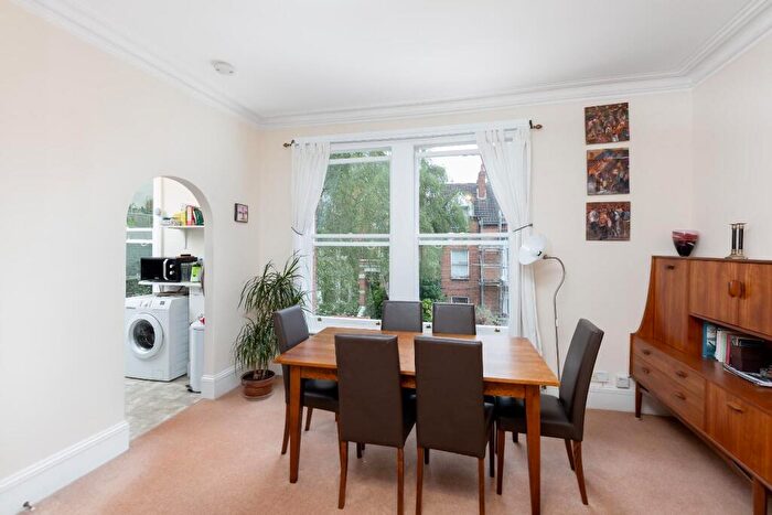 2 Bedroom Flat To Rent In Nassington Road, Hampstead, NW3