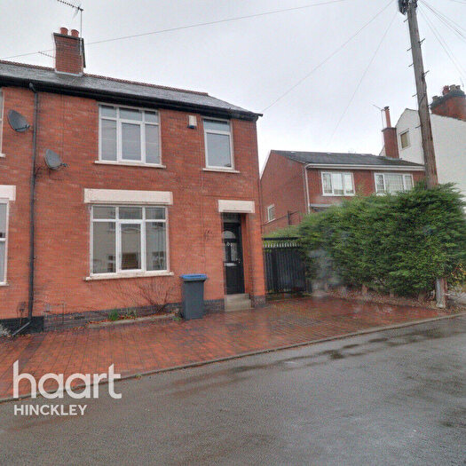 3 Bedroom Semi Detached House For Sale In Gopsall Road, Hinckley, LE10