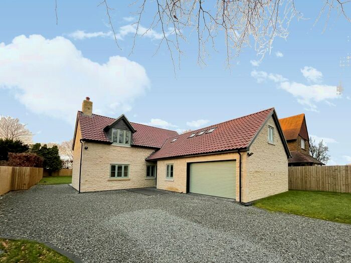 5 Bedroom Detached House For Sale In Cammeringham, Lincoln, LN1