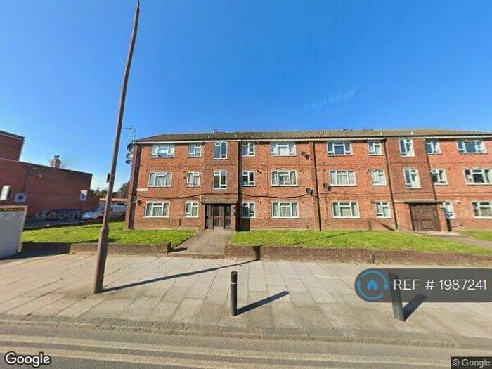 2 Bedroom Flat To Rent In Bexley Road, London, SE9