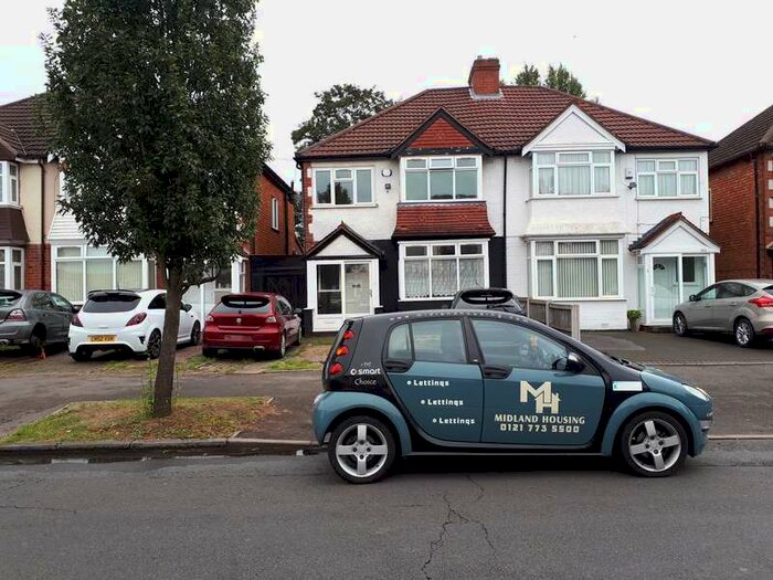 3 Bedroom Semi-Detached House To Rent In Baldwins Lane, Hall Green, B28