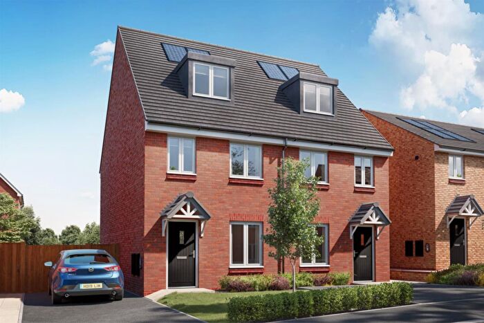 3 Bedroom Semi-Detached House For Sale In Broken Stone Road, Blackburn, BB3