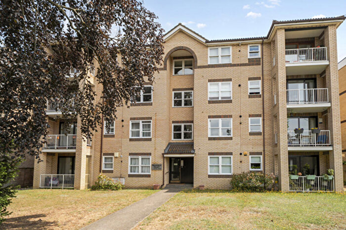 1 Bedroom Apartment For Sale In Hayne Road, Beckenham, BR3