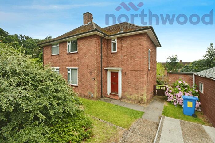 4 Bedroom Semi-Detached House To Rent In Brereton Close Student, West Earlham, Norwich, NR5