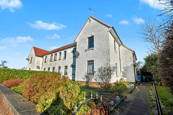 4 Bedroom End Of Terrace House For Sale In Hawthorn Road, Busby, East Renfrewshire, G76