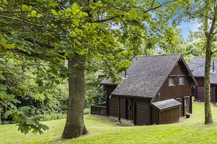 2 Bedroom Detached House For Sale In Home Wood, Henley Road, SL7