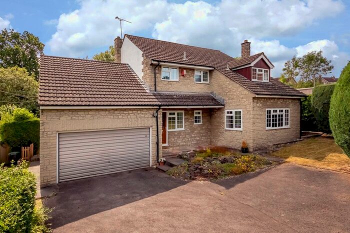 4 Bedroom Detached House For Sale In Station Road, Wickwar, GL12