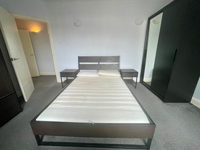 2 Bedroom Flat To Rent In St. Thomas Drive, Pinner, Greater London, HA5