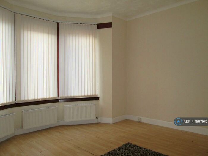 2 Bedroom Flat To Rent In Highholm Street, Port Glasgow, PA14