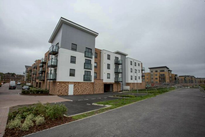 2 Bedroom Flat To Rent In Creek Mill Way, Dartford, DA1