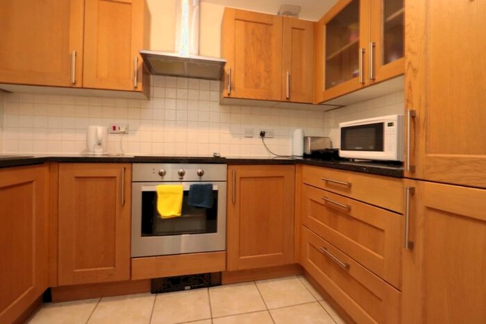 1 Bedroom House To Rent In Sherwood Gardens, London, E14