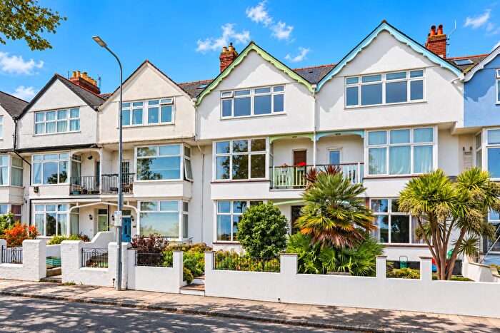 5 Bedroom House For Sale In The Parade, Barry, CF62