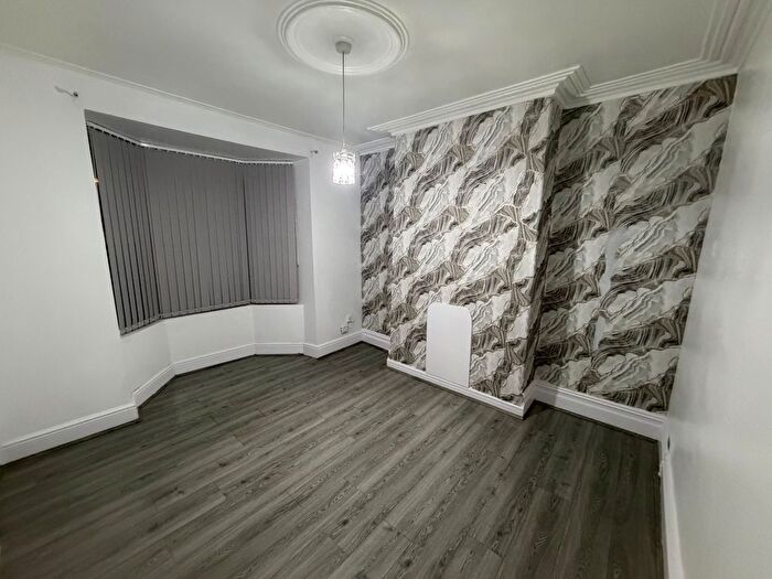 3 Bedroom Terraced House To Rent In Bolsover Road, Sheffield, S5