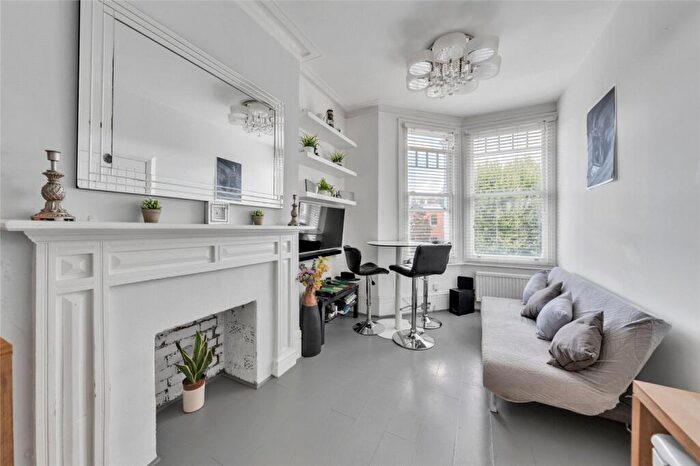 1 Bedroom Apartment For Sale In West End Mansions, West End Lane, London, NW6
