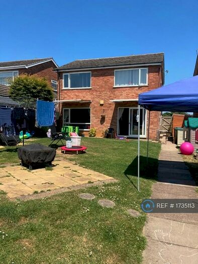 4 Bedroom Detached House To Rent In Peartree Walk, Yaxley, Peterborough, PE7