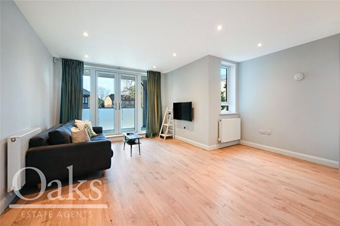 2 Bedroom Flat For Sale In Bevil Close, South Norwood, SE25