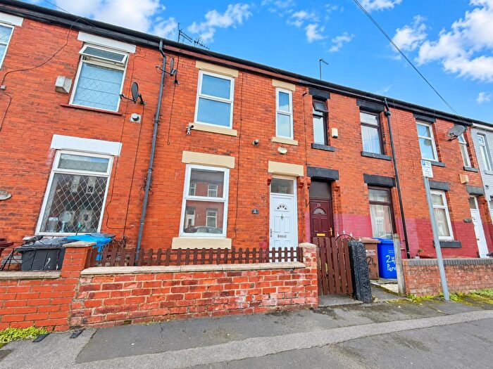 2 Bedroom Terraced House For Sale In Partington Street, Manchester, M40