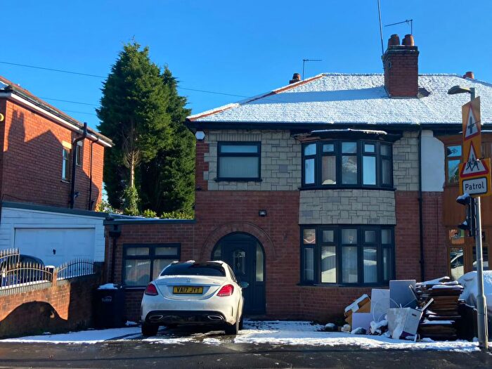 3 Bedroom Semi-Detached House To Rent In Buffery Road, Dudley, DY2