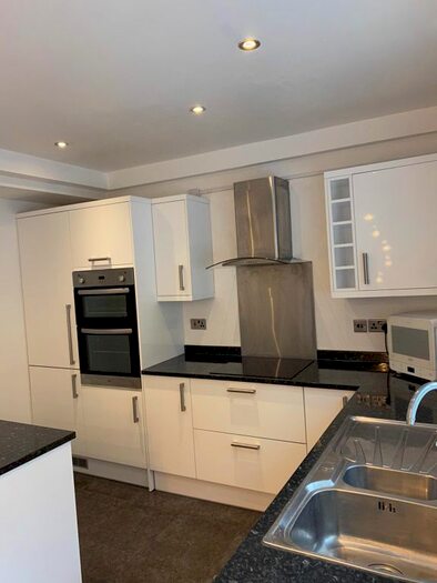 3 Bedroom Terraced House To Rent In Neville Road, Ilford, IG6