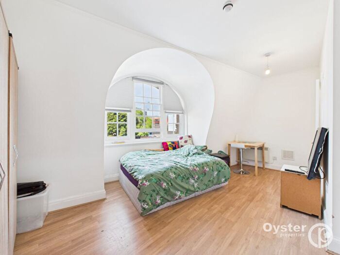 1 Bedroom Apartment To Rent In Finchley Road, London, NW3